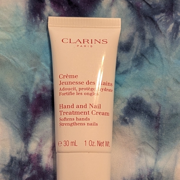 2/$10 Clarins Paris Hand and Nail Treatment Cream - New Sealed Tube - Picture 4 of 10